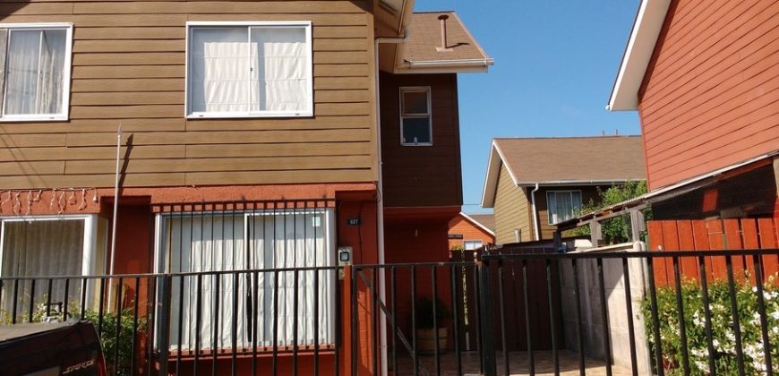Arriendo casa.
