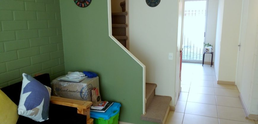 Arriendo casa.
