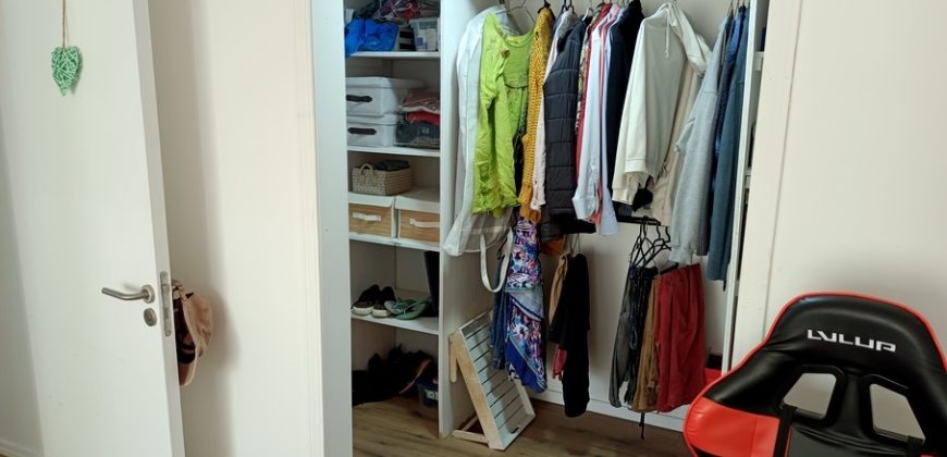 Vendo preciosa casa.