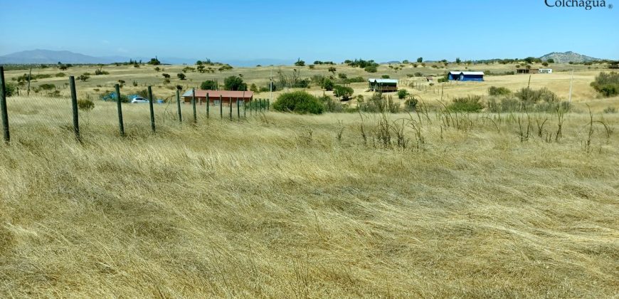 Vendo 2 parcelas con luz.