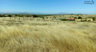 Vendo 2 parcelas con luz.