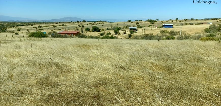 Vendo 2 parcelas con luz.