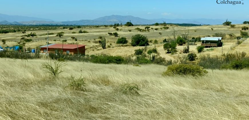 Vendo 2 parcelas con luz.
