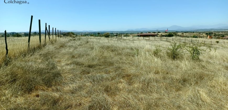 Vendo 2 parcelas con luz.