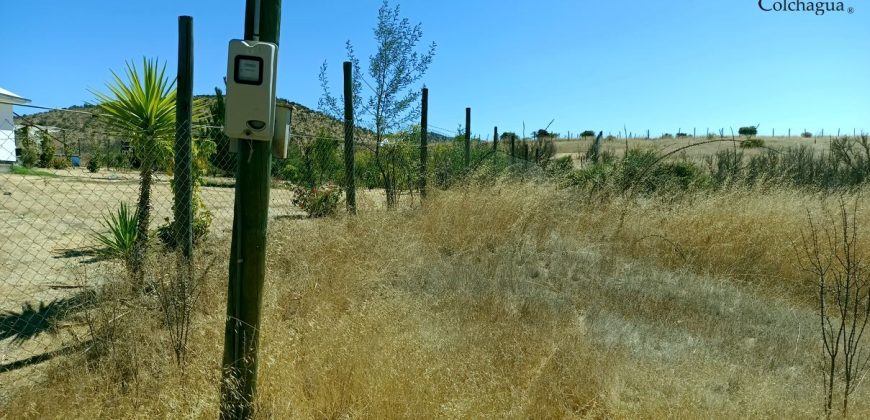 Vendo 2 parcelas con luz.