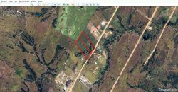 Vendo 2 parcelas con luz.