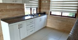 Arriendo hermosa casa.