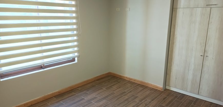 Arriendo hermosa casa.