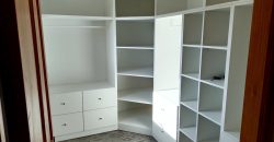 Arriendo hermosa casa.