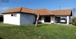 Arriendo hermosa casa.